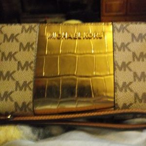MK Wristlet